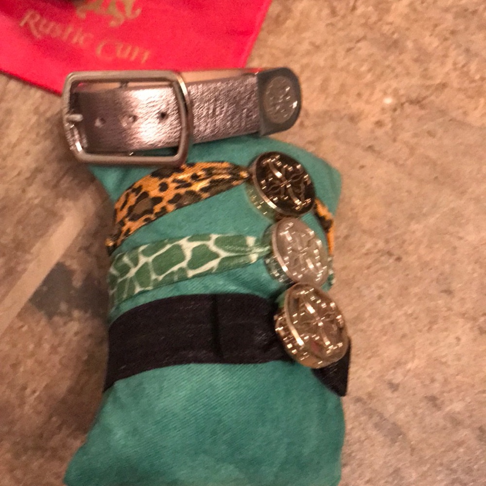 Bracelets - Picture 6 of 6